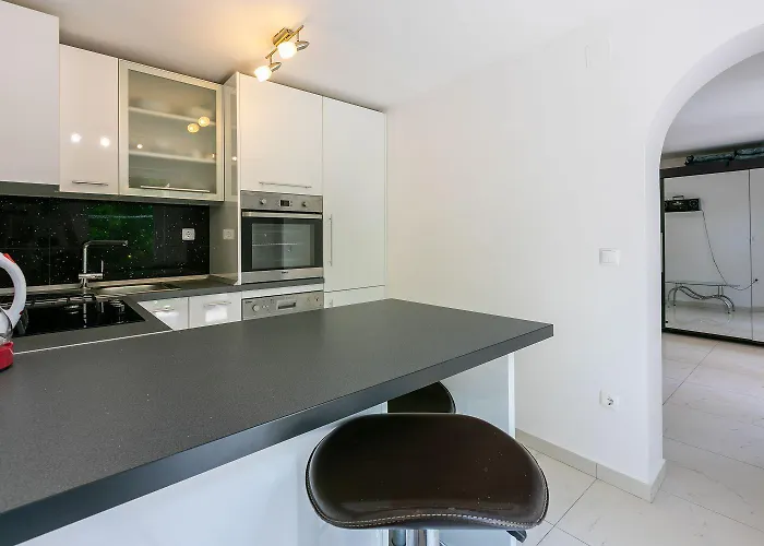 Beeindruckendes Direkt Am Mit Privater Terrasse, Privatparkplatz, Wifi, Grill *