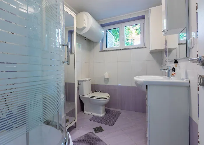 Beeindruckendes Direkt Am Mit Privater Terrasse, Privatparkplatz, Wifi, Grill *