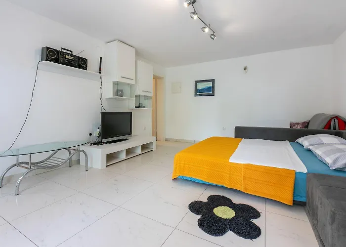 アパート Beeindruckendes Direkt Am Mit Privater Terrasse, Privatparkplatz, Wifi, Grill *