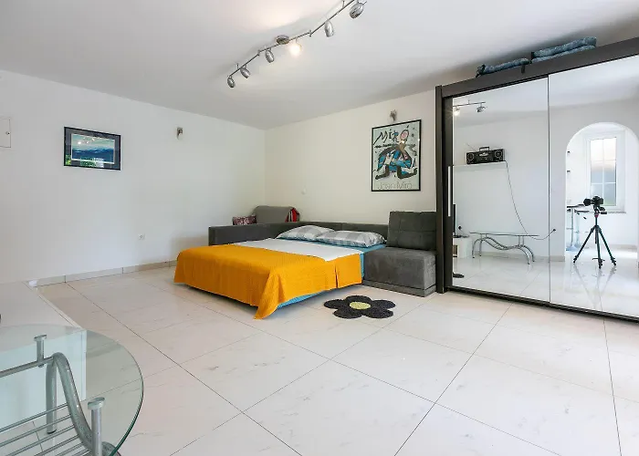 Beeindruckendes Direkt Am Mit Privater Terrasse, Privatparkplatz, Wifi, Grill 公寓 茨里克韦尼察
